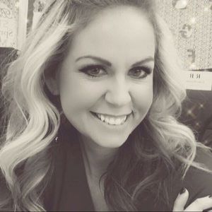 Meet your Posher, Suzanne